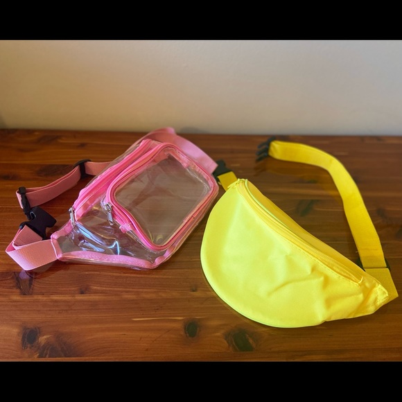 Fanny Packs - Picture 2 of 6